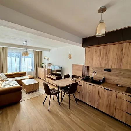 شقة Domcek Pod Lesom *